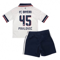 Bayern Munich Aleksandar Pavlovic #45 Bortatröja Barn 2026-27 Kortärmad (+ Korta byxor)
